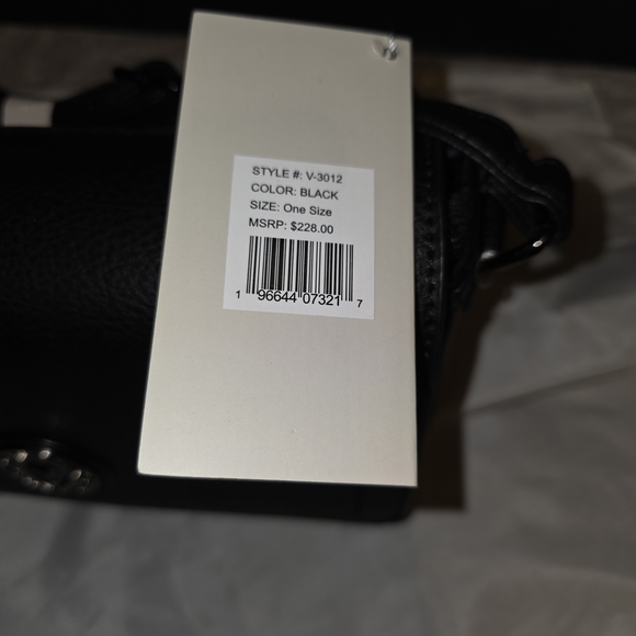 Valentino Orlandi Sleek Black Crossbody Bag - Picture 9 of 9